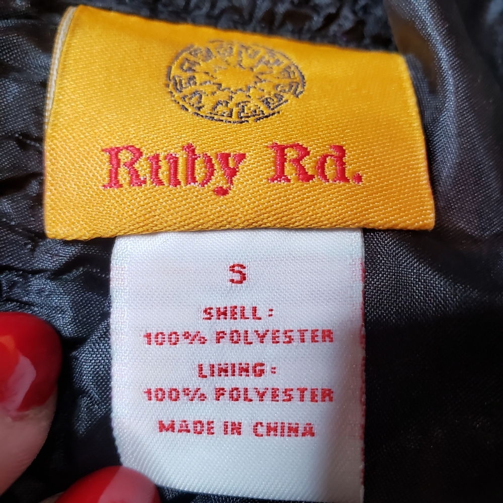 Ruby Rd Women's Floral Pattern - image 4